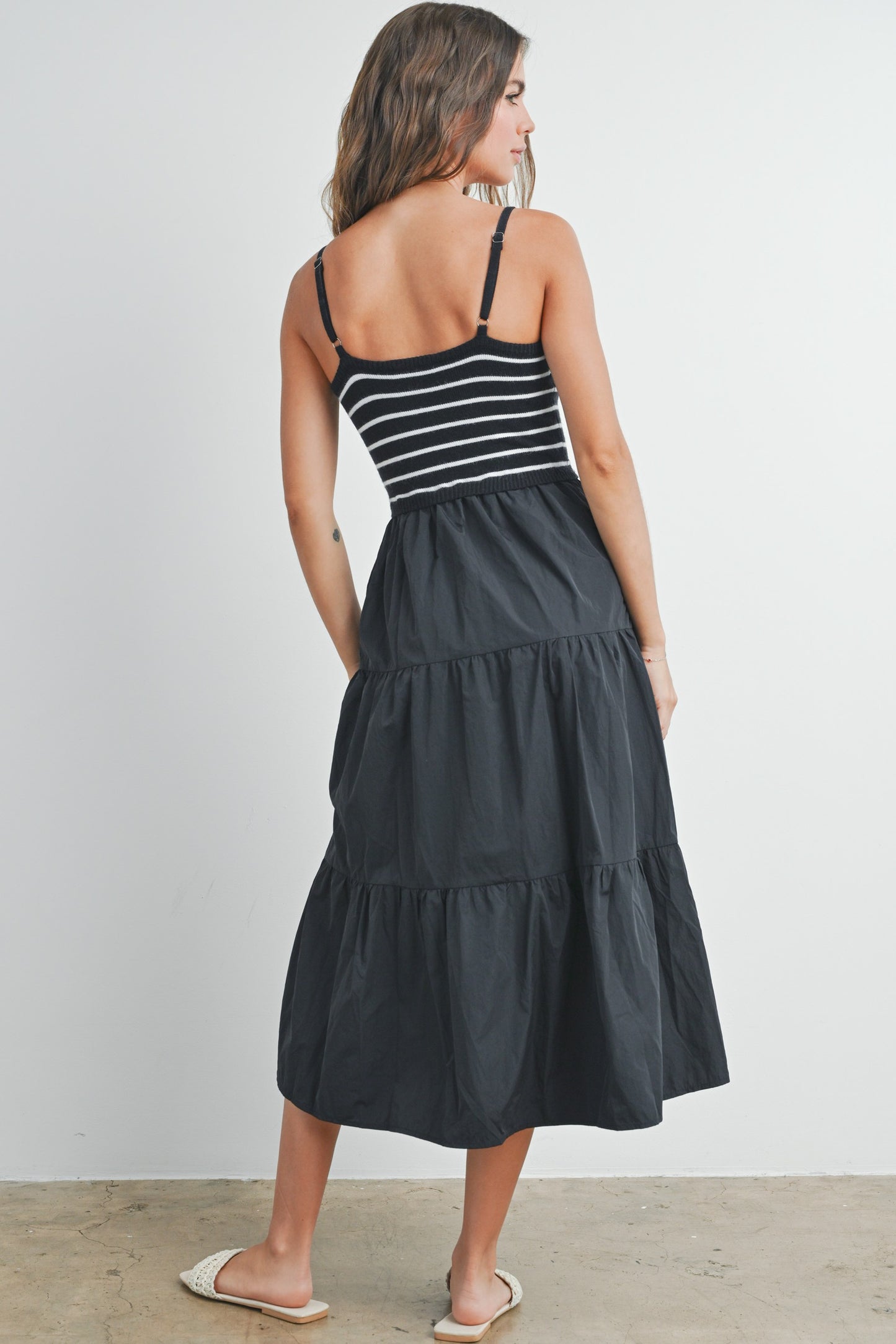 STRIPED SLEEVELESS TIERED MAXI DRESS