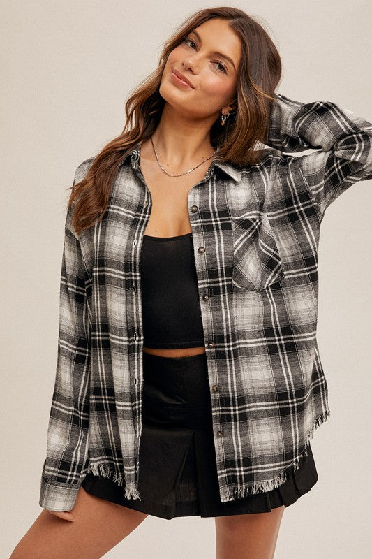 FRINGE HEM DISTRESSED SNOW WASH PLAID SHIRT