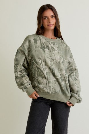 Long Sleeve Crew Neck Tree Camo Printed Sweatshirt