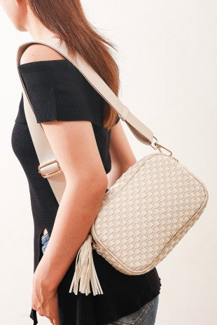 Genuine Woven Willow Camera Bag