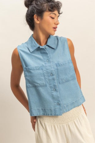Sleeveless Button-up Top